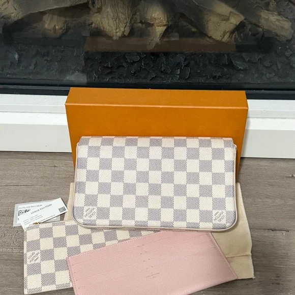 Louis Vuitton Pochette Felicie Damier Azur - Picture 5 of 7